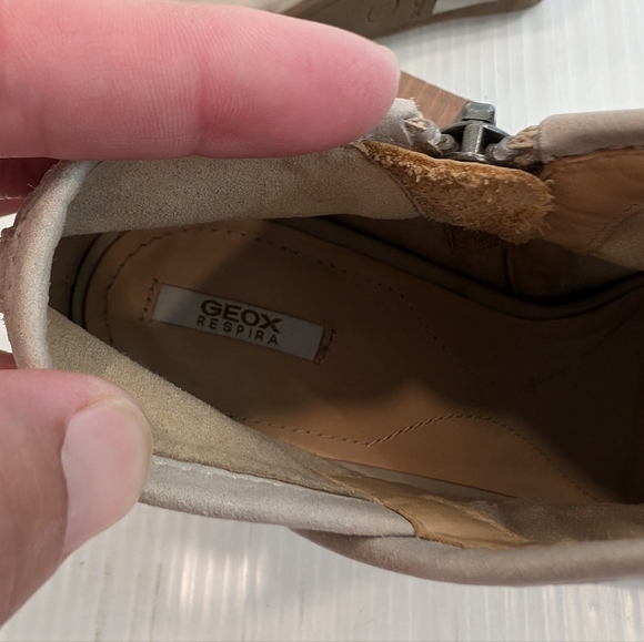 GEOX Respira Women's Gray leather peep toe ankle booties size 38 - Picture 8 of 10